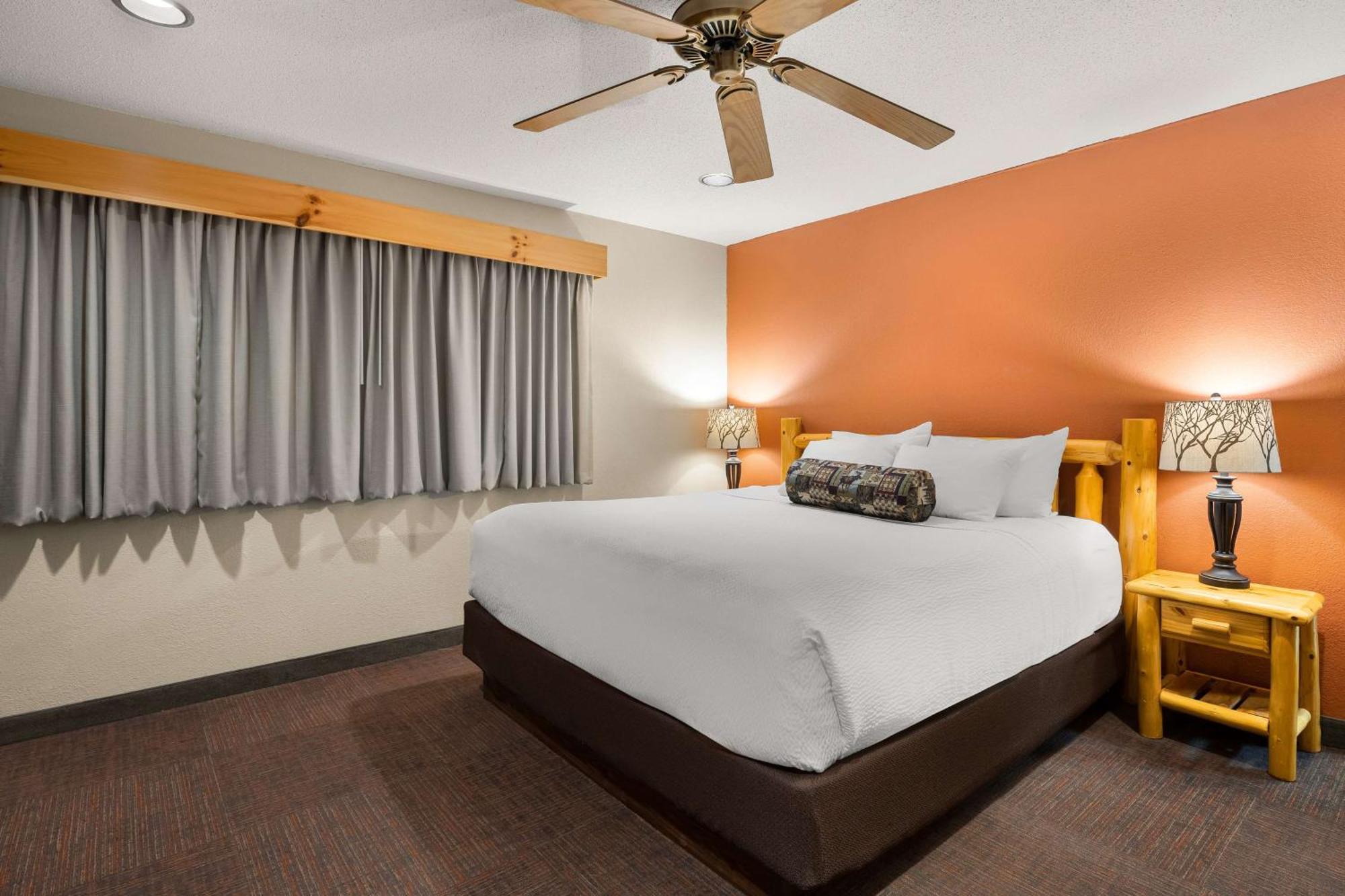 Best Western Northwoods Lodge Siren Bagian luar foto