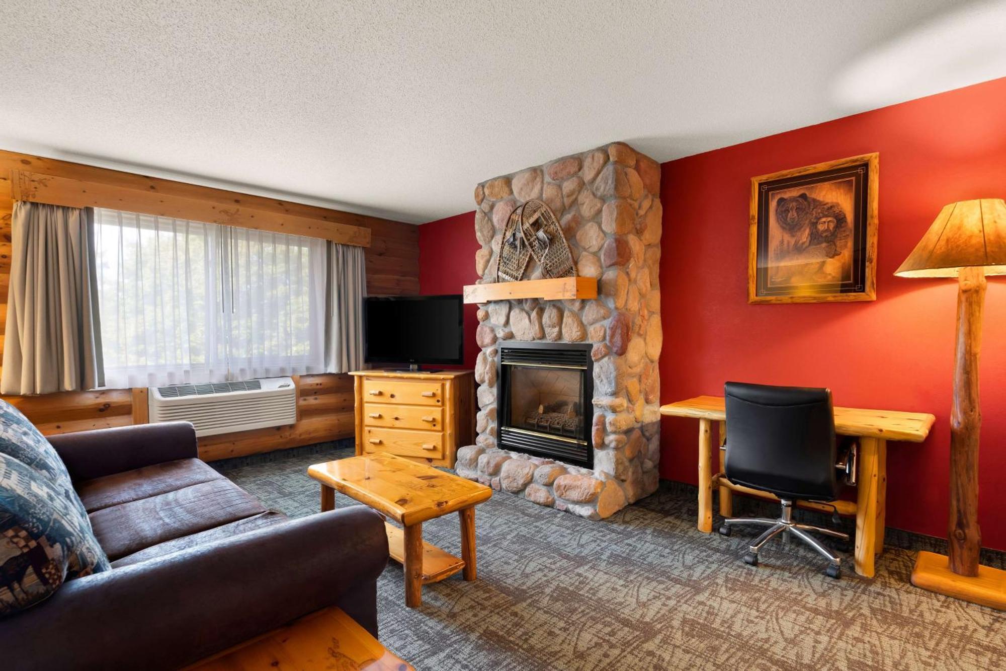 Best Western Northwoods Lodge Siren Bagian luar foto
