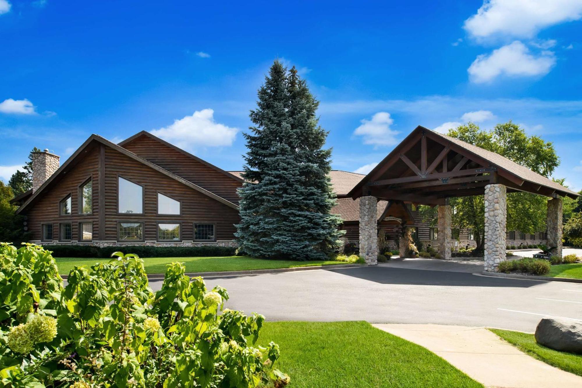 Best Western Northwoods Lodge Siren Bagian luar foto